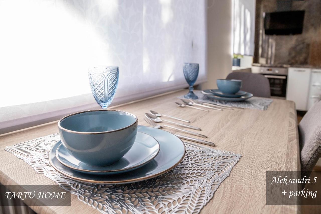 Apartment Center Turu Str Apartments, Parking,
