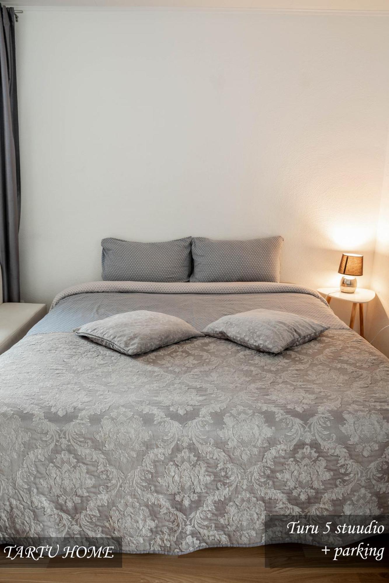 Center Turu Str Apartments, Parking, Tartu