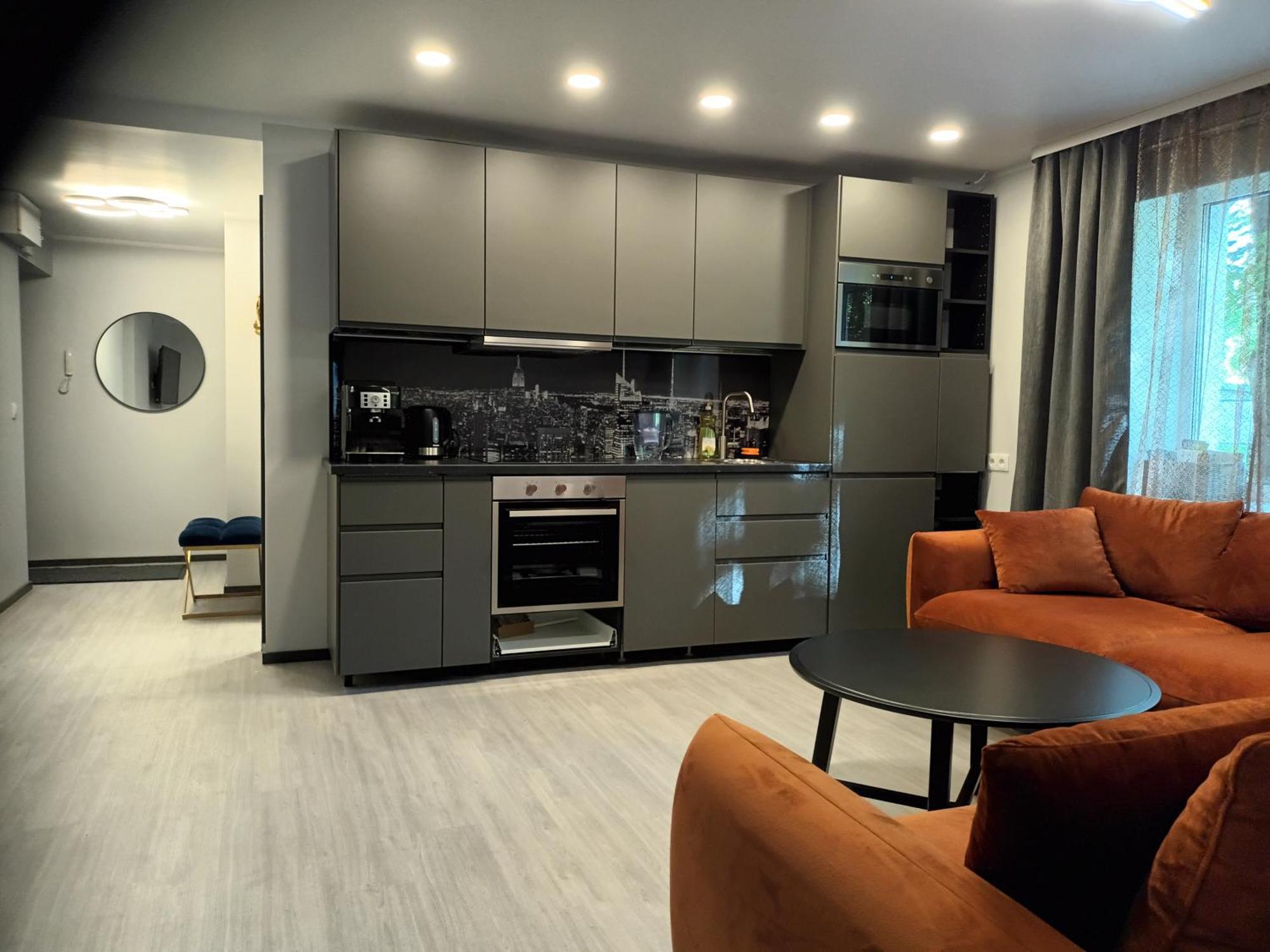 Center Turu Str Apartments, Parking, Apartment