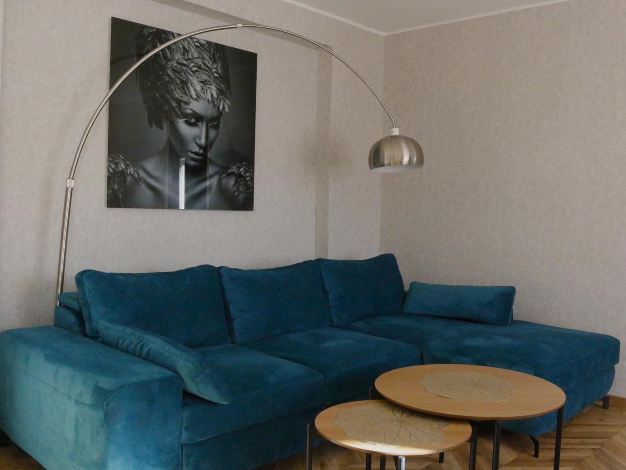Apartment Center Turu Str Apartments, Parking,